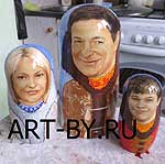 Art-yes.ru - Портрет на матрёшке. Мама, папа и я — такая вот русская семья.